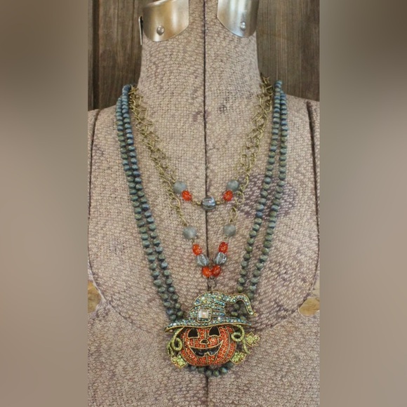 Halloween Pumpkin Pendant Necklace - Picture 2 of 2